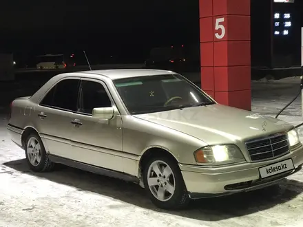 Mercedes-Benz C 180 1995 года за 1 100 000 тг. в Астана – фото 12