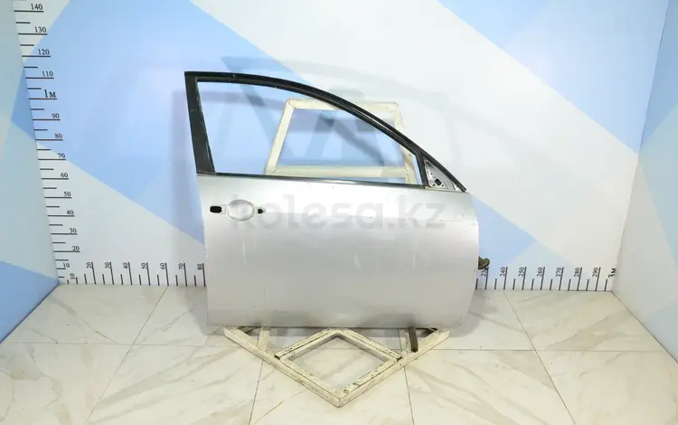 Дверь передний правый Nissan Primera P12. за 30 000 тг. в Тараз