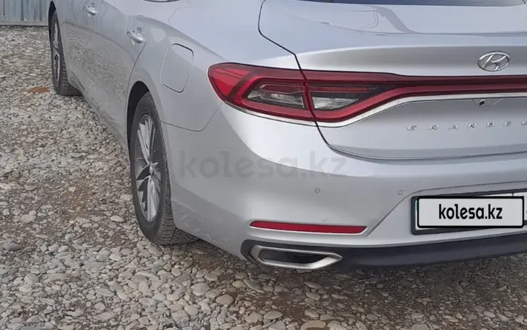 Hyundai Grandeur 2017 года за 9 000 000 тг. в Шымкент