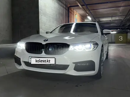 BMW 520 2019 года за 16 341 176 тг. в Алматы – фото 10