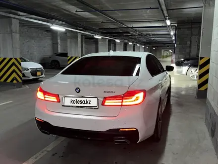 BMW 520 2019 года за 16 341 176 тг. в Алматы – фото 9
