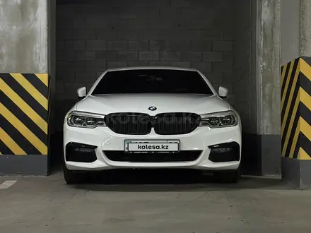 BMW 520 2019 года за 16 341 176 тг. в Алматы – фото 7