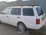 Volkswagen Golf 1995 годаүшін1 550 000 тг. в Астана – фото 2