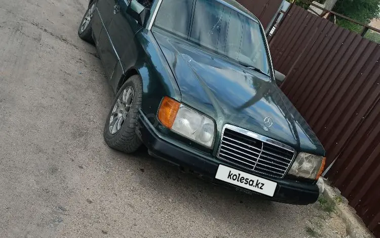 Mercedes-Benz E 220 1995 года за 850 000 тг. в Караганда