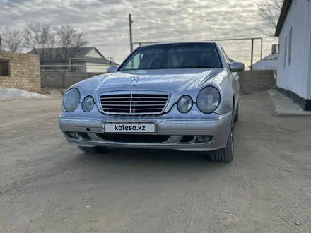 Mercedes-Benz E 320 2001 годаүшін5 500 000 тг. в Актау – фото 25