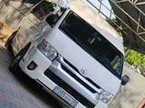 Toyota Hiace 2016 года за 17 250 000 тг. в Алматы