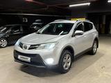 Toyota RAV4 2015 годаүшін10 000 000 тг. в Астана