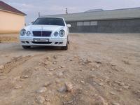 Mercedes-Benz E 320 2001 годаfor5 600 000 тг. в Жанаозен