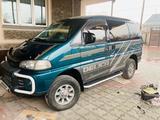 Mitsubishi Delica 1996 годаүшін4 500 000 тг. в Алматы – фото 3