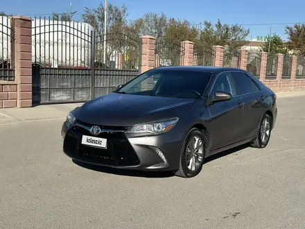 Toyota Camry 2016 года за 7 500 000 тг. в Жанаозен – фото 2