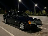 Mercedes-Benz E 200 1991 года за 1 650 000 тг. в Кызылорда – фото 2