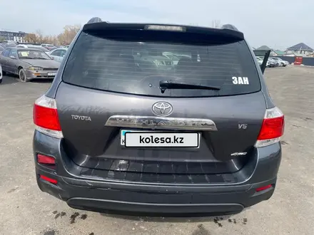 Toyota Highlander 2012 года за 10 058 900 тг. в Алматы – фото 2