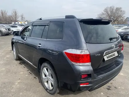 Toyota Highlander 2012 года за 10 058 900 тг. в Алматы – фото 4