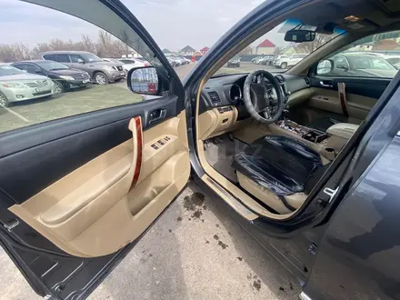 Toyota Highlander 2012 года за 10 058 900 тг. в Алматы – фото 7