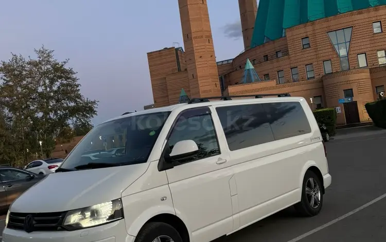 Volkswagen Caravelle 2015 годаүшін11 000 000 тг. в Павлодар