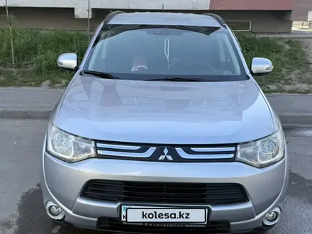 Mitsubishi Outlander 2013 года за 7 450 000 тг. в Алматы – фото 4