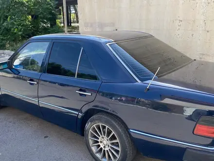 Mercedes-Benz E 260 1992 года за 1 600 000 тг. в Алматы – фото 9