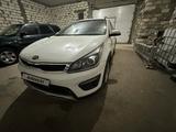 Kia Rio 2018 года за 7 000 000 тг. в Атырау – фото 3