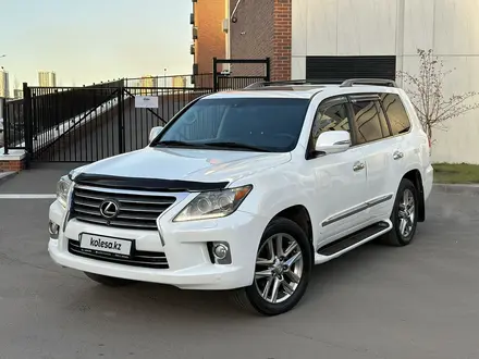 Lexus LX 570 2013 года за 26 500 000 тг. в Астана