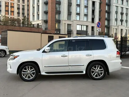 Lexus LX 570 2013 года за 26 500 000 тг. в Астана – фото 2