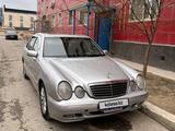 Mercedes-Benz E 320 2000 годаүшін4 400 000 тг. в Актау