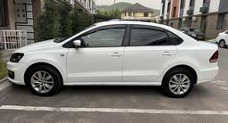 Volkswagen Polo 2015 года за 4 200 000 тг. в Алматы – фото 2