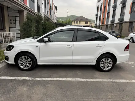 Volkswagen Polo 2015 года за 4 200 000 тг. в Алматы – фото 2