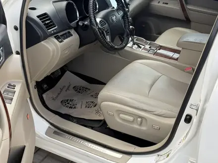 Toyota Highlander 2013 года за 12 600 000 тг. в Астана – фото 4