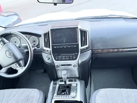 Toyota Land Cruiser 2010 года за 16 300 000 тг. в Астана – фото 2