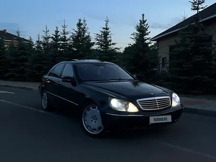 Mercedes-Benz S 320 2000 года за 3 500 000 тг. в Астана – фото 2