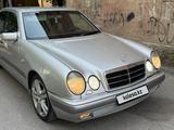 Mercedes-Benz E 320 1999 годаүшін2 800 000 тг. в Шымкент