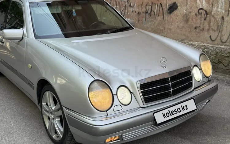 Mercedes-Benz E 320 1999 годаүшін2 800 000 тг. в Шымкент