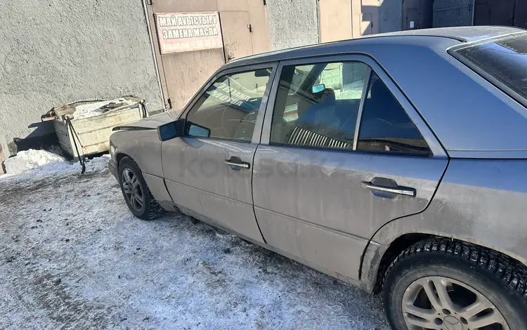 Mercedes-Benz E 230 1992 года за 620 000 тг. в Караганда