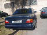 Mercedes-Benz E 230 1991 годаfor1 200 000 тг. в Экибастуз – фото 4