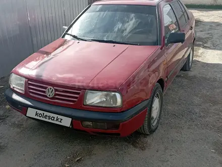 Volkswagen Vento 1993 года за 1 600 000 тг. в Уральск – фото 10