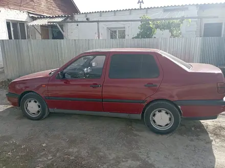 Volkswagen Vento 1993 года за 1 600 000 тг. в Уральск – фото 9