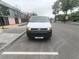 Volkswagen Transporter 2018 года за 12 300 000 тг. в Алматы – фото 2