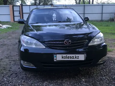 Toyota Camry 2004 года за 3 500 000 тг. в Актобе – фото 5