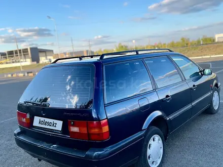 Volkswagen Passat 1994 года за 1 790 000 тг. в Уральск – фото 5