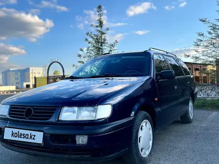 Volkswagen Passat 1994 года за 1 790 000 тг. в Уральск – фото 3