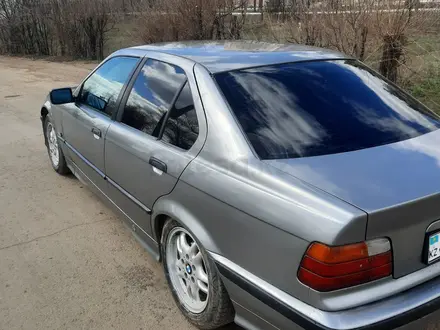 BMW 318 1995 года за 1 600 000 тг. в Уральск – фото 5