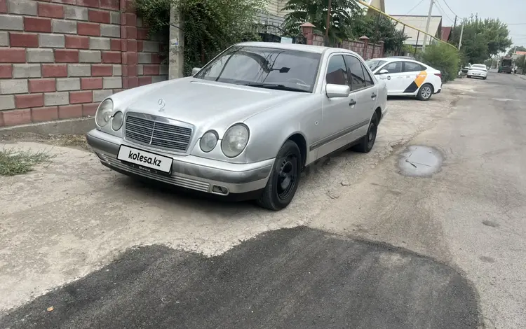 Mercedes-Benz E 230 1996 года за 2 300 000 тг. в Алматы