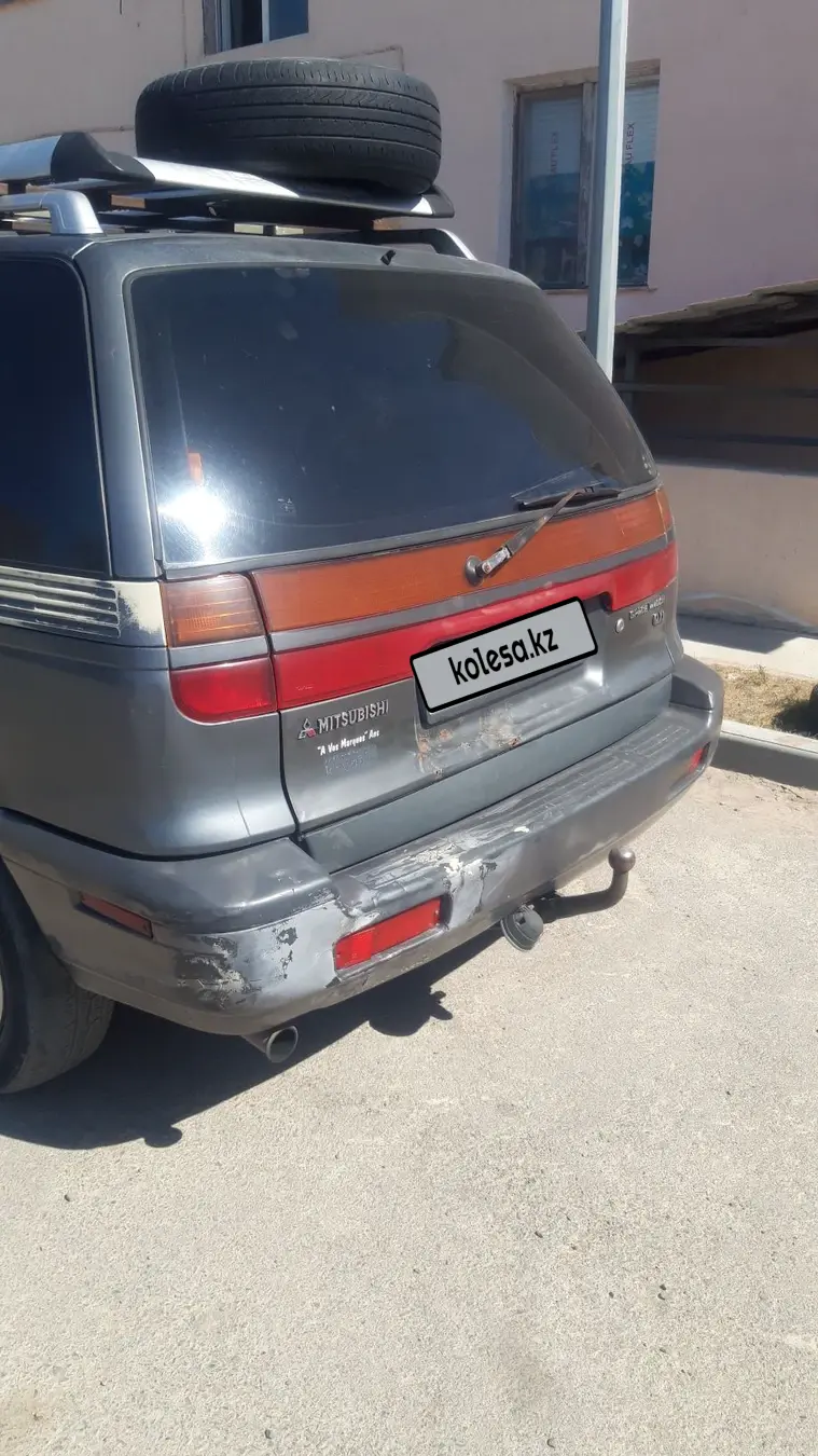 Mitsubishi Space Wagon, 1994