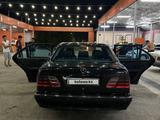 Mercedes-Benz E 320 2001 года за 3 550 000 тг. в Туркестан – фото 4