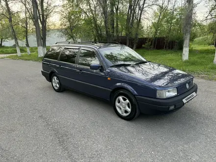 Volkswagen Passat 1993 года за 2 400 000 тг. в Тараз – фото 20