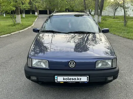 Volkswagen Passat 1993 года за 2 400 000 тг. в Тараз – фото 21