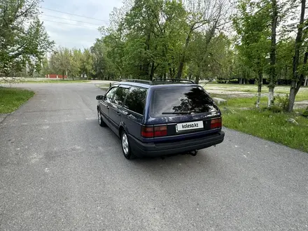 Volkswagen Passat 1993 года за 2 400 000 тг. в Тараз – фото 26