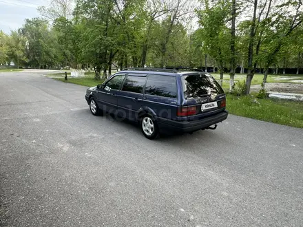 Volkswagen Passat 1993 года за 2 400 000 тг. в Тараз – фото 28