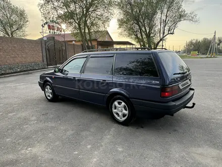 Volkswagen Passat 1993 года за 2 400 000 тг. в Тараз – фото 39