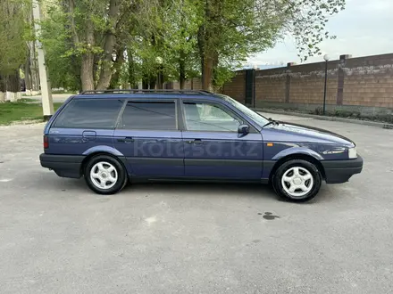 Volkswagen Passat 1993 года за 2 400 000 тг. в Тараз – фото 43